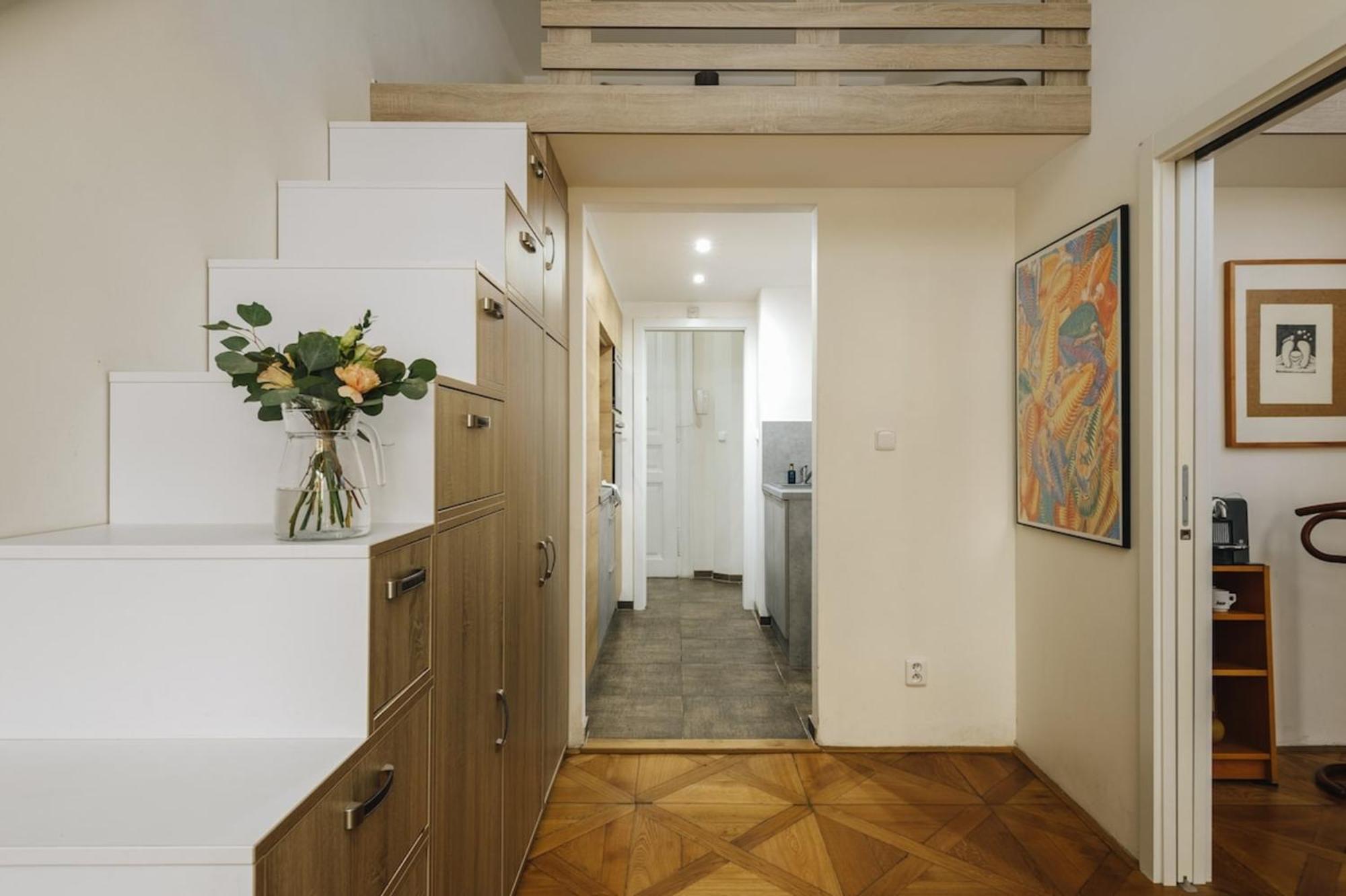 Cozy & Comfortable Apt Walking Anywhere You Want Sen Прага Екстериор снимка